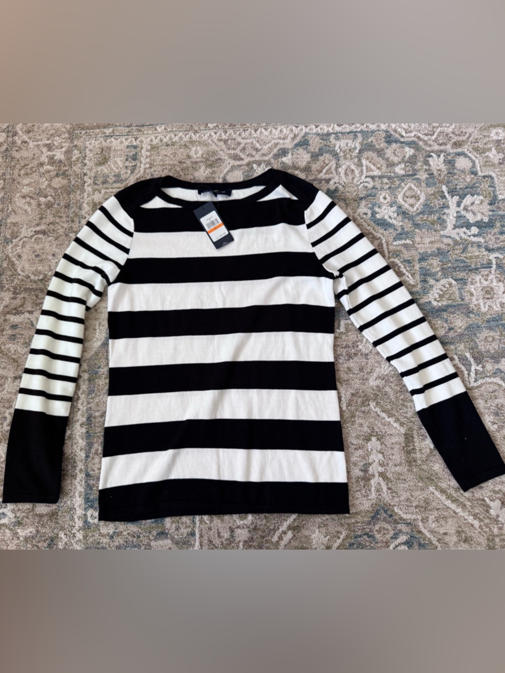 Women’s Black & White Striped Long Sleeve Top